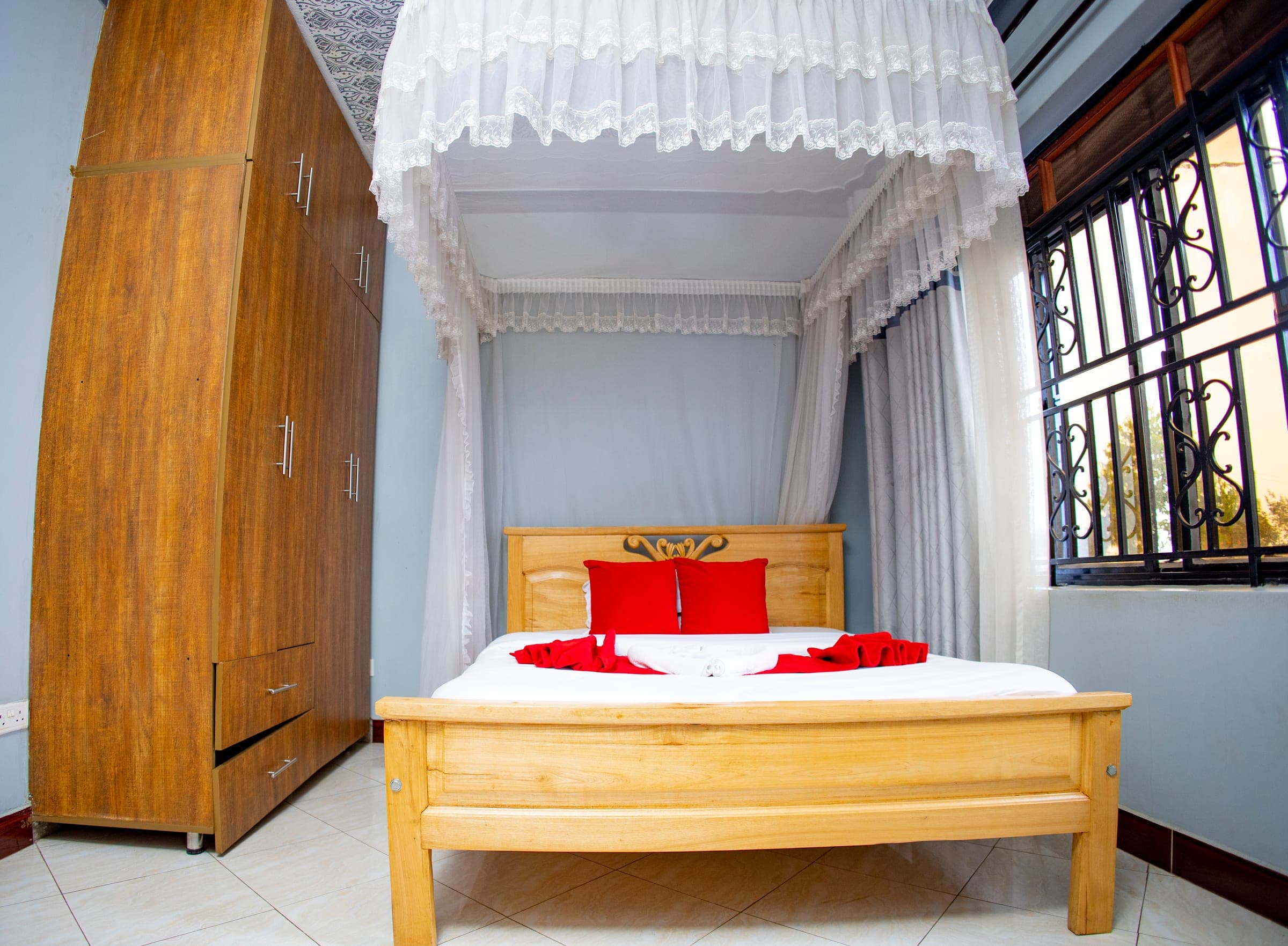 Two Bedroom Occupancy (Rooms 5 & 6) — Room 5 — Queen Bed